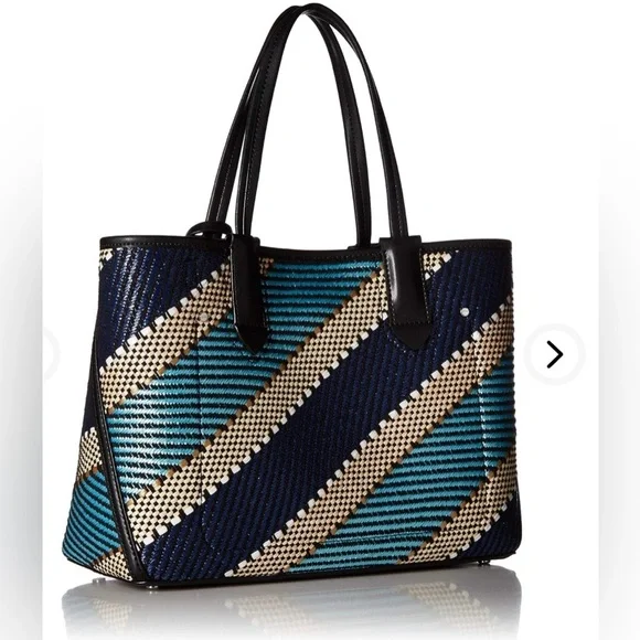 CALVIN KLEIN Jacky Raffia Straw Slouchy Tote Blue Gold Multi Bag AUTHENTIC NWT